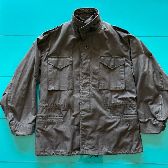 Proper International Other - Vintage Men's U.S. Army M-65 Field Jacket – Large Long Black